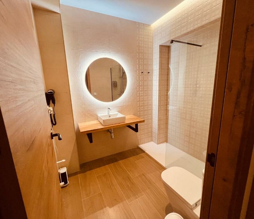 Apartamentos Úbeda Casa Vázquez de Molina Instalaciones Baño